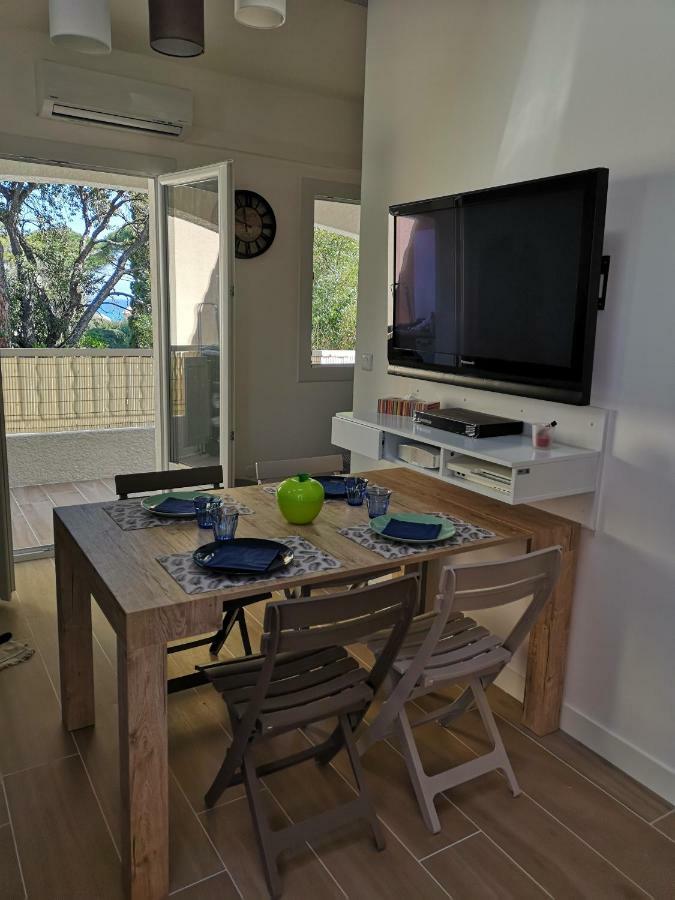 Appartement Sainte-Maxime, Plage De La Nartelle エクステリア 写真